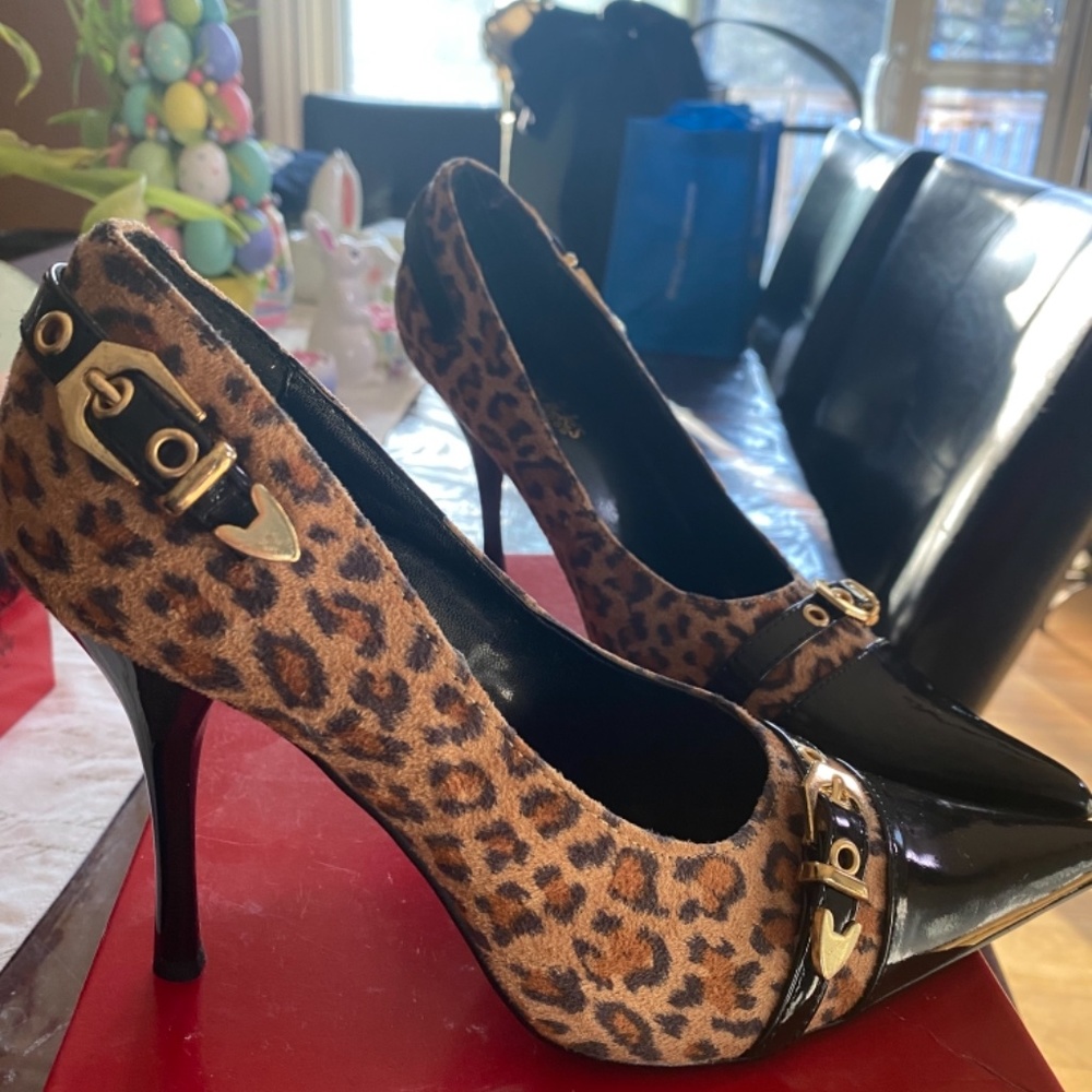 Fredericks leopard heels - Picture 2 of 2